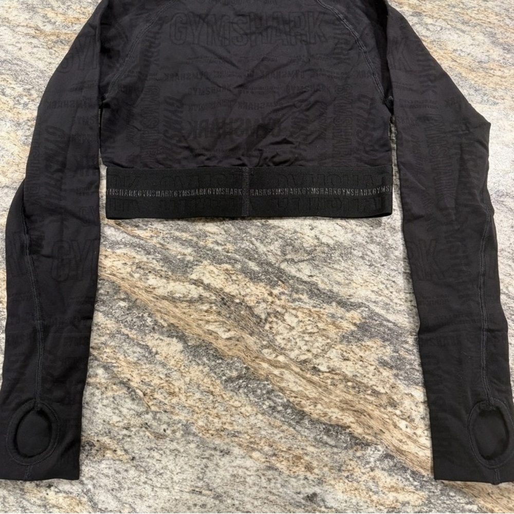 Stylish Black Long Sleeve Crop Top